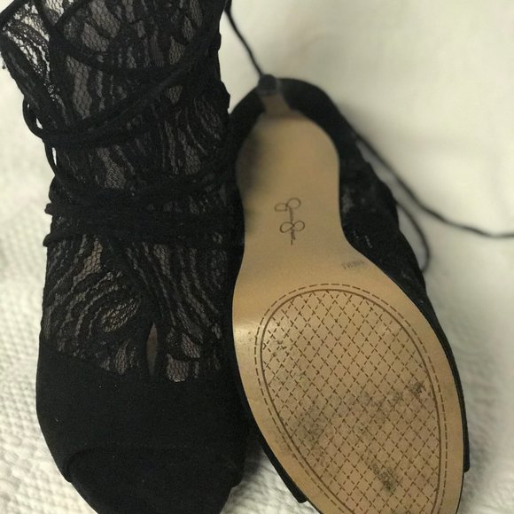 Lace Booties - Picture 2 of 3